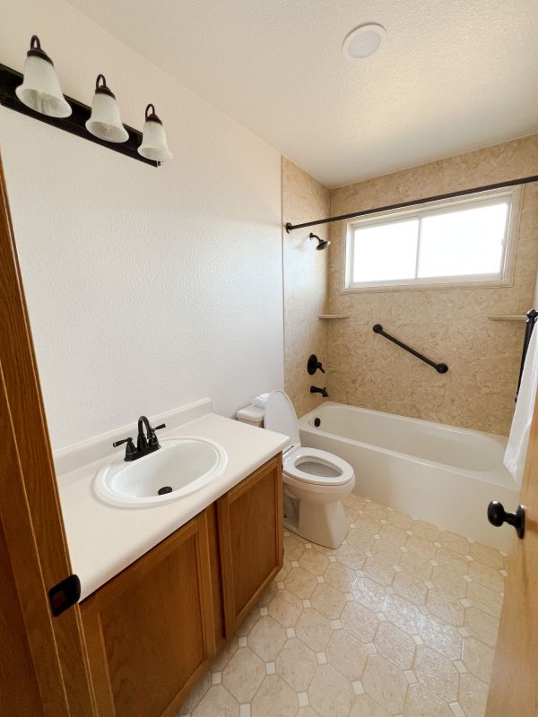 Bathroom Makeover Service in Woodland, WA